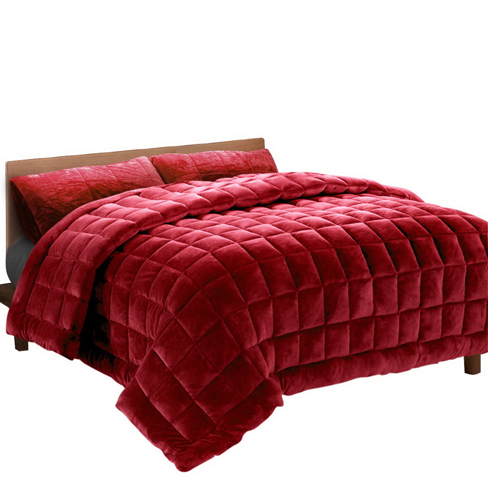 Faux Mink Quilt Burgundy Super King