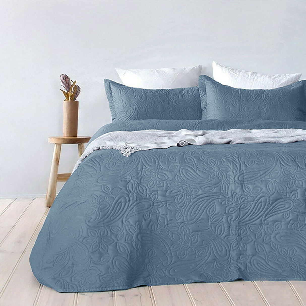 Paisley Embossed Blue Coverlet Set Queen/King