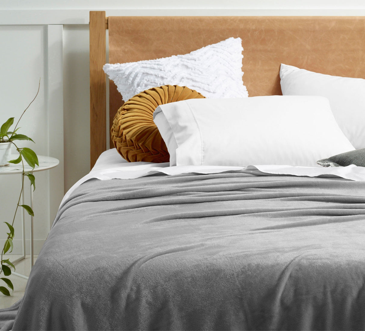 Super Soft Blanket Queen/King Grey