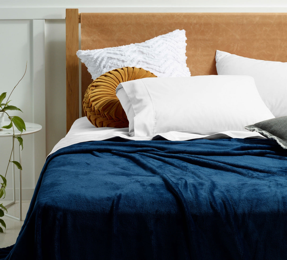 Super Soft Blanket Queen/King Ink Blue