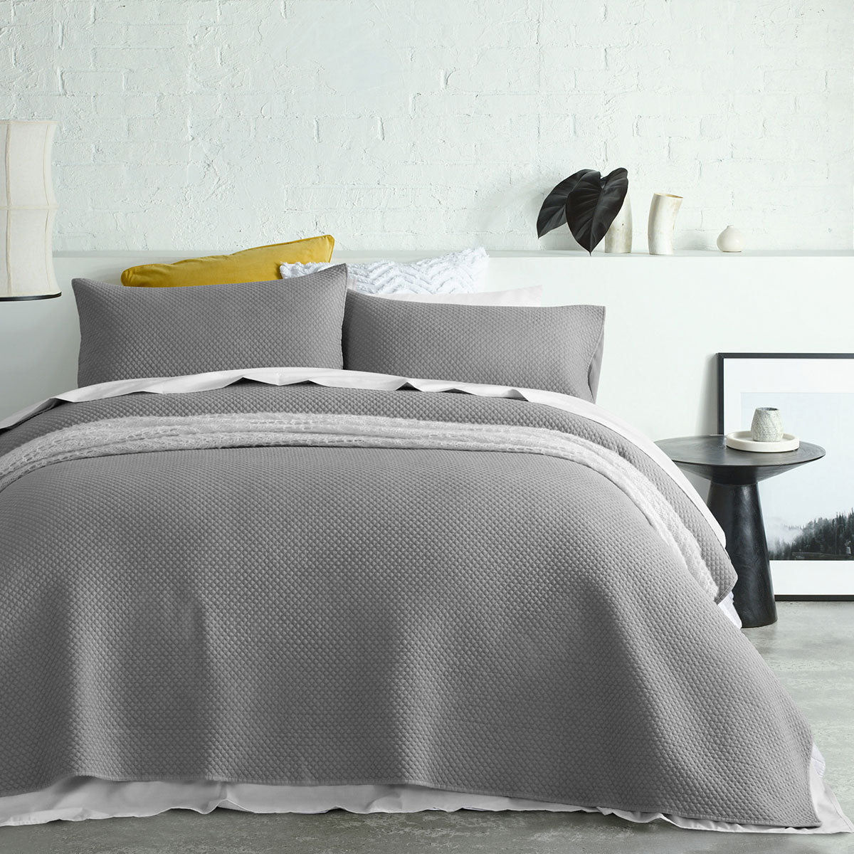 Dexter Charcoal Coverlet Set Queen/King