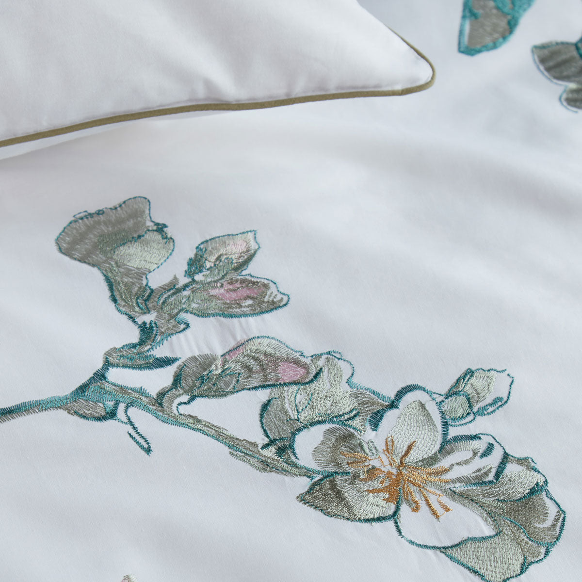 Van Gogh Embroidered Blossom White Cotton Sateen Quilt Cover Set Queen