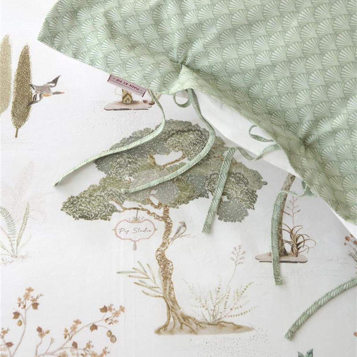 Giardini di Frutta White Cotton Quilt Cover Set Queen