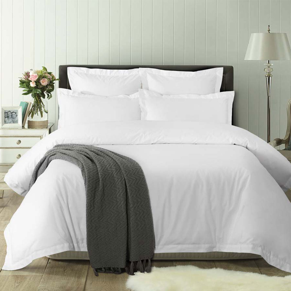White Tailored Hotel Deluxe Cotton Quilt Cover Set Super King