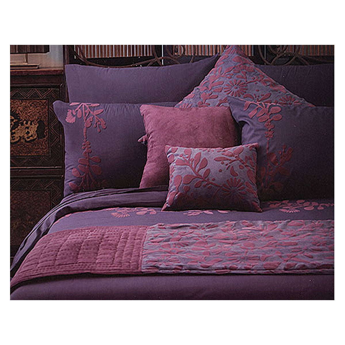 Utopia Purple Quilt Cover Set Double