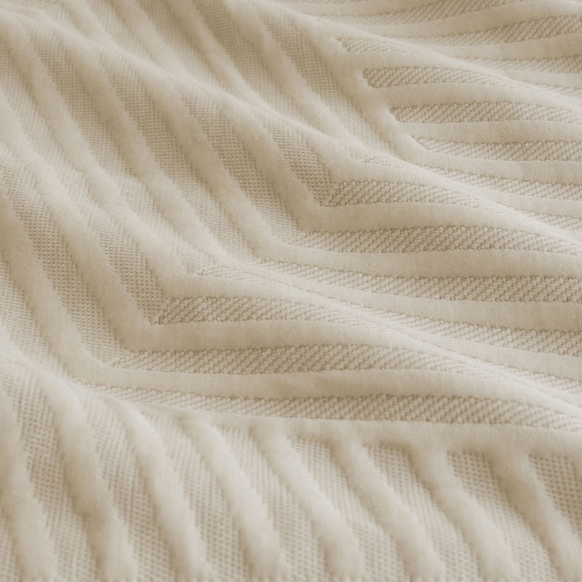 Alton Linen Jacquard Embossed Texture Geo Quilt Cover Set King