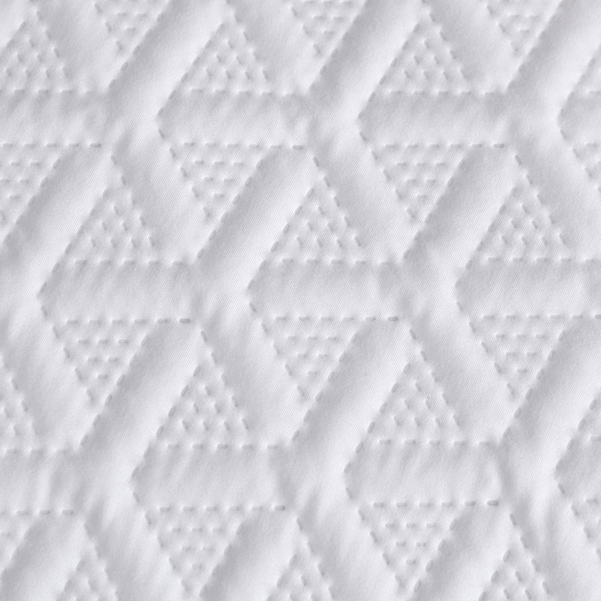 Leonardo White Embossed Quilt Cover Set Double