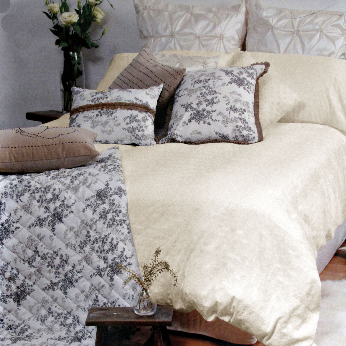 Tarlo Cream Quilt Cover Set King