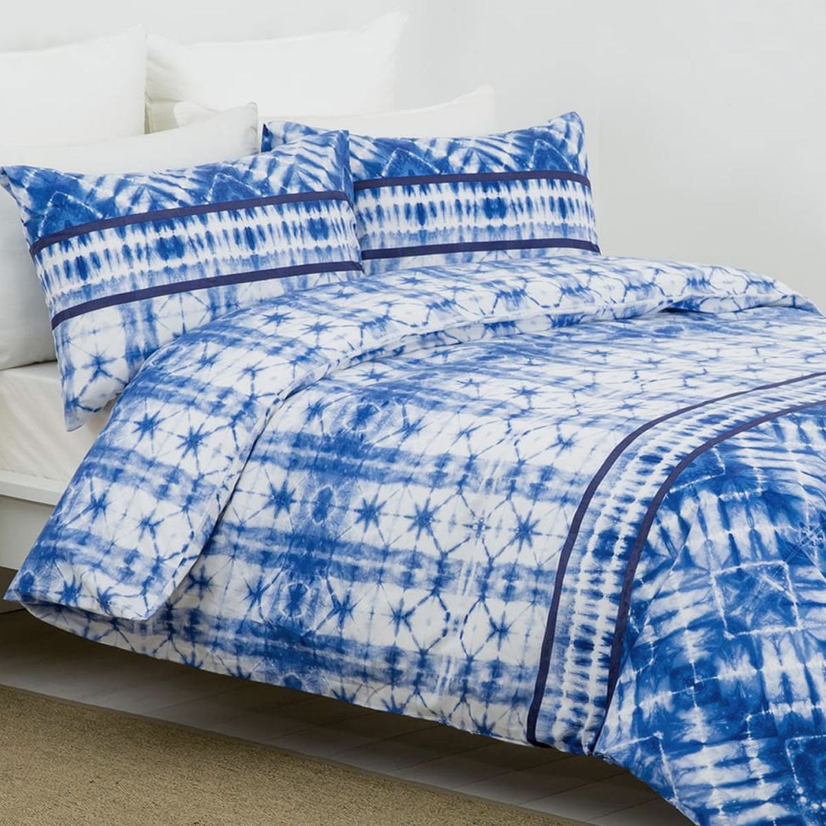 Aruba Dutch Caribbean Paradise Easy Care Quilt Cover Set Queen