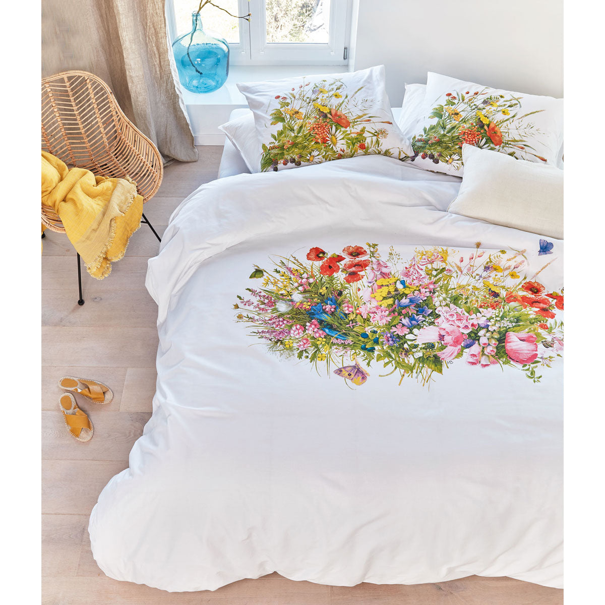 Amazing Flowers Multi Cotton Quilt Cover Set King
