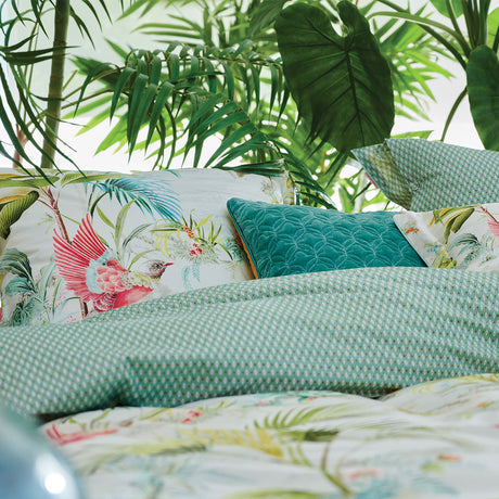 Palm Scenes White Cotton Quilt Cover Set Queen
