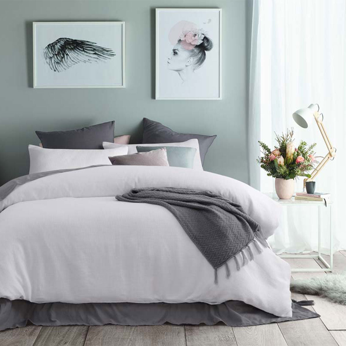 White Waffle Polyester Quilt Cover Set Queen