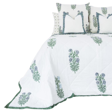 Iris Quilt Bedspread Throw Rug Queen Size